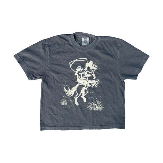 Follow Me to Nashville, Tenn Ladies Bucking Bronco CROP